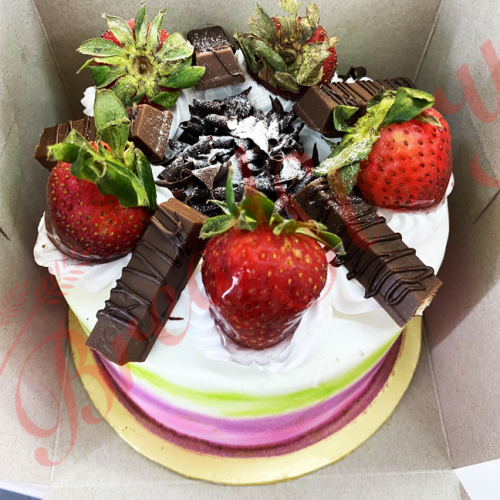 Strawberry Chocolate Cake